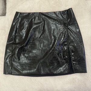 Princess Polly black leather skirt US size 8
